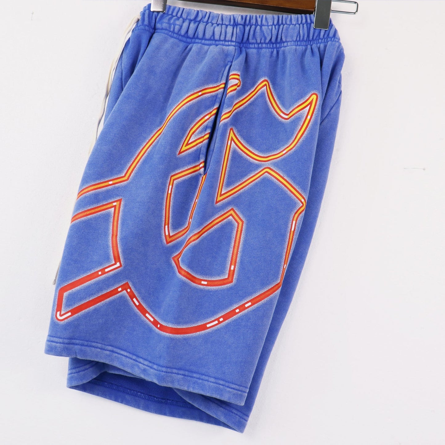 NEW Shorts 8776
