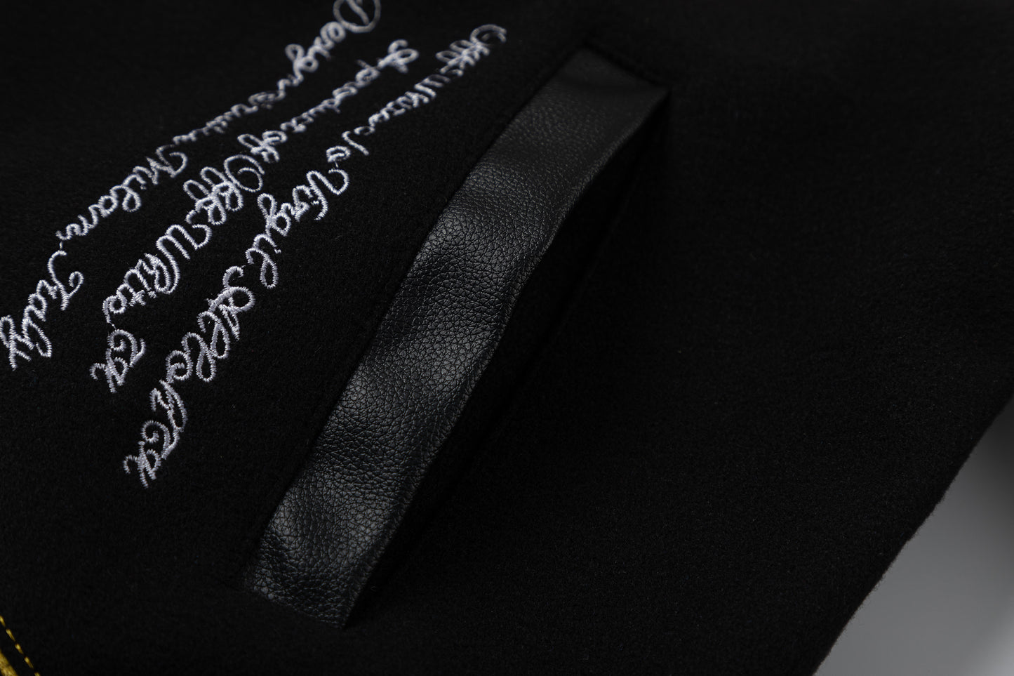 OFF WHITE Heavy Duty Jacket  s29