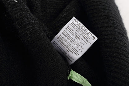 OFF-WHITE Black and gray gradient OW mohair striped arrow sweater 387